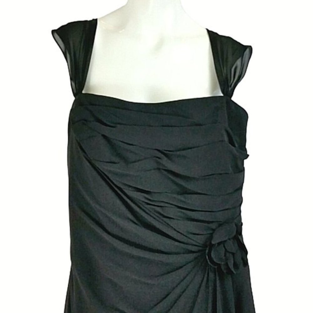 B2 Black Chiffon Pleated Sleeveless A-Line Dress - Picture 5 of 8